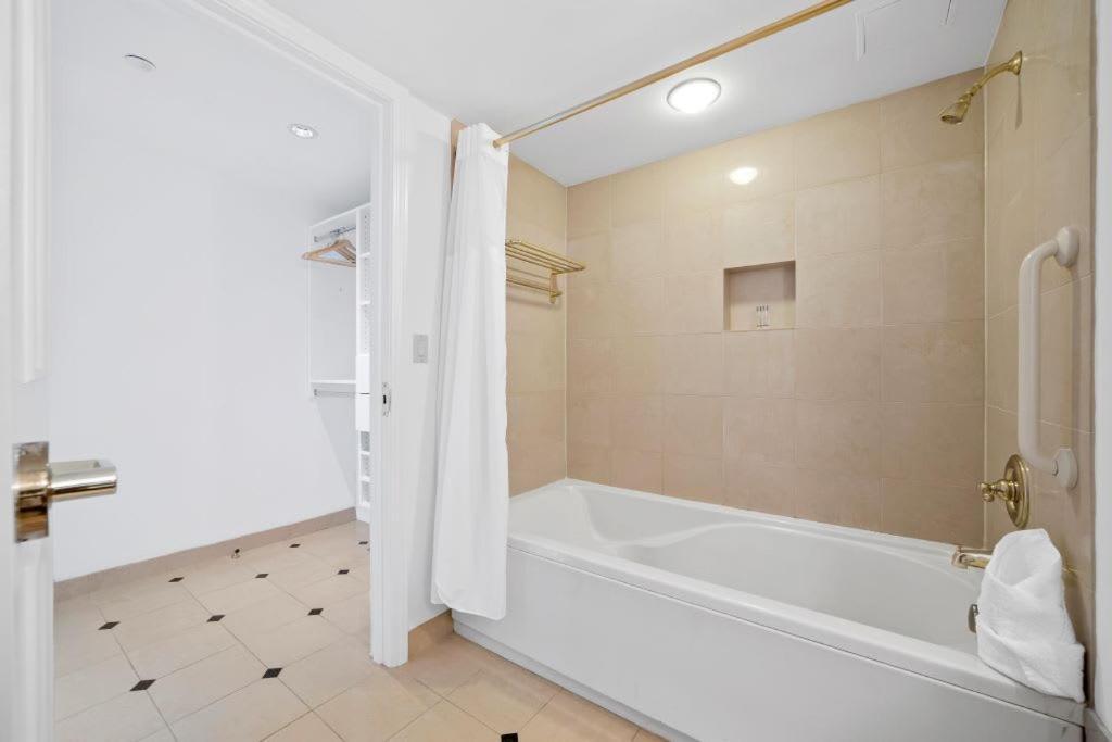 2Br 3Ba Beachfront Rental In Town Cozysuites Атлантик Сити Екстериор снимка
